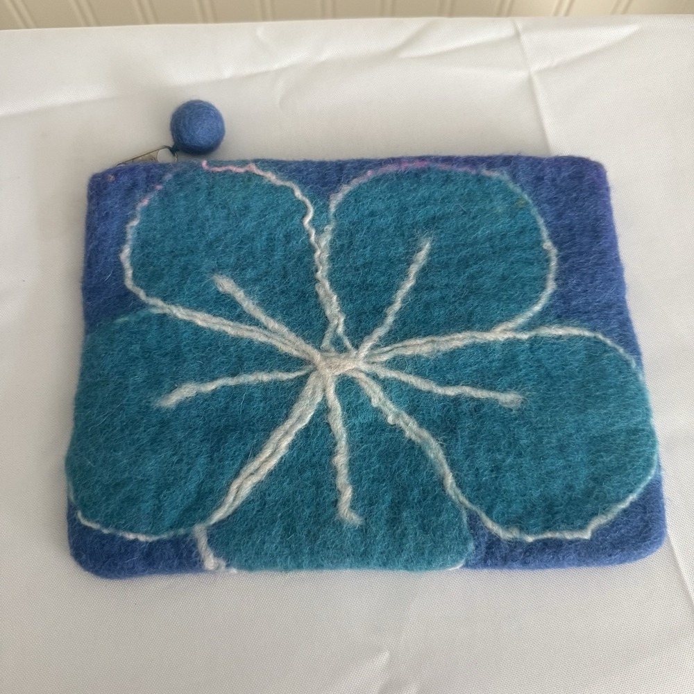 Blue & White Flower Zippered Pouch Purse Clutch Wallet Handmade Felted 100% Wool